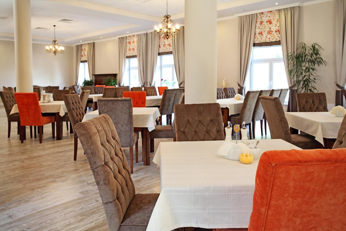 Hotel Albatros Wasosz Экстерьер фото